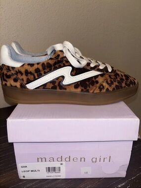 Madden Girl Leopard Multi Shoe Box Label